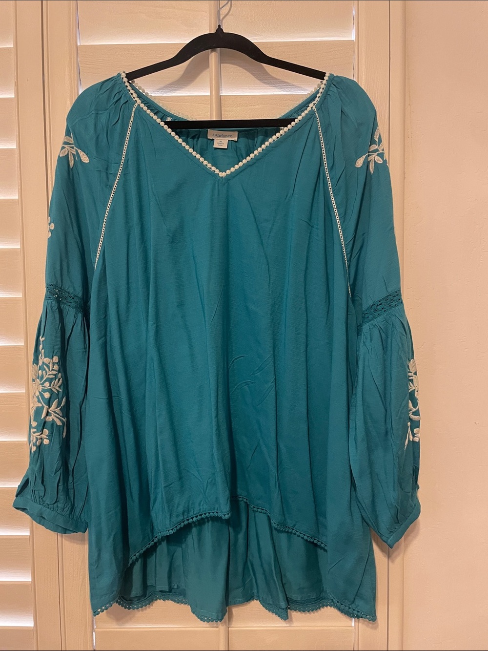 Sundance Teal Embroidered V-Neck Tunic